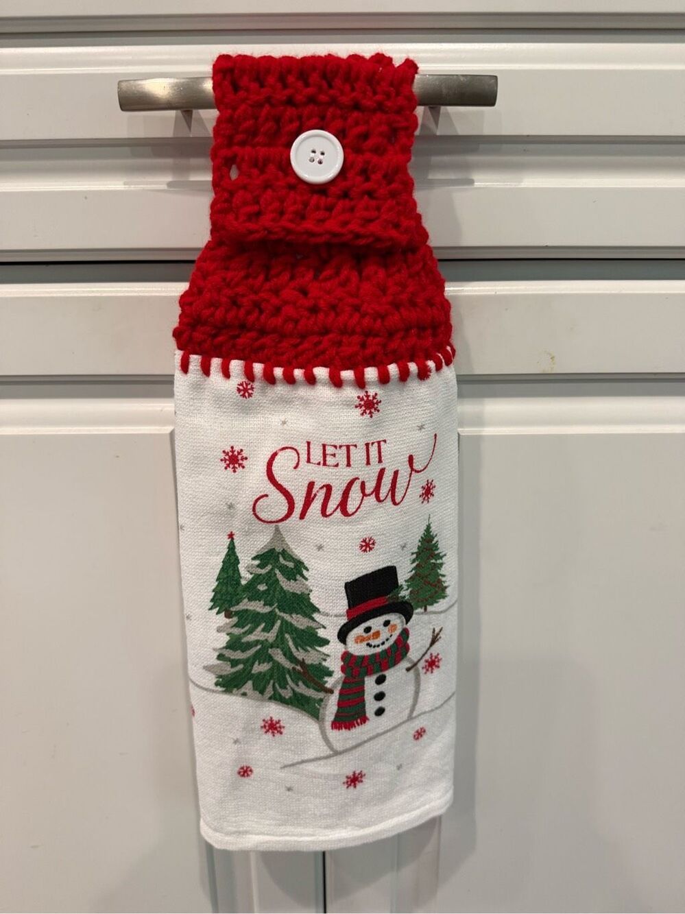 Crochet Top Kitchen Towel- Let it snow (snowman with trees)